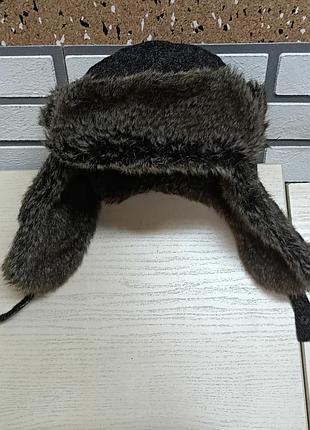 Шапка ушанка від бренду barbour