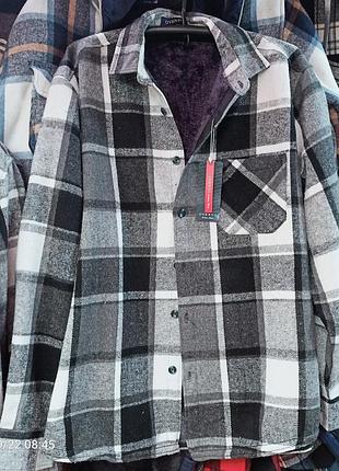 Сорочка чоловіча утеплена на хутрі.