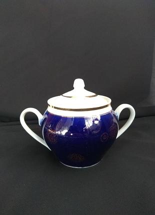 Сахарница сахарница