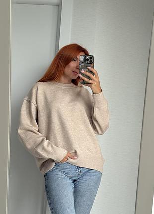 Светр свитер теплий бежевий молочний оверсайз