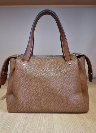 Сумочка женская fiorelli