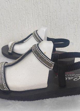 Босоножки текстильние cali from skechers goga foam р.42.5-43.