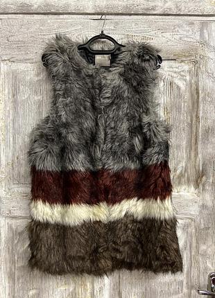 Жилет із штучного хутра asos