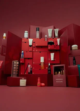 Адвент календар lookfantastic в наявності
