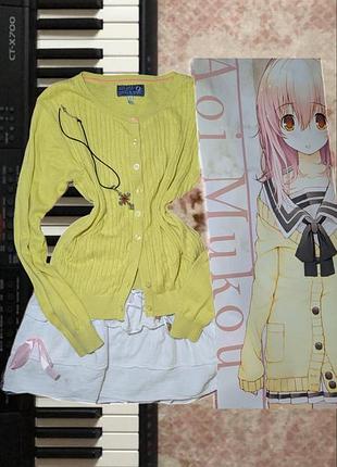 Нежно желтая кофточка