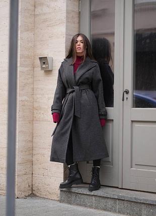 Пальто под пояс на запах