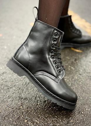 Ботинки dr. martens 1460 smooth mono black fur черевики