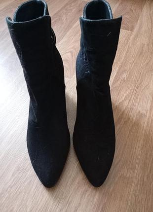 Ботильоны р37,5 stuart weitzman