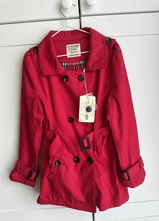 Тренч на дівчинку 9-10 років, на підкладці ,ріст 140см