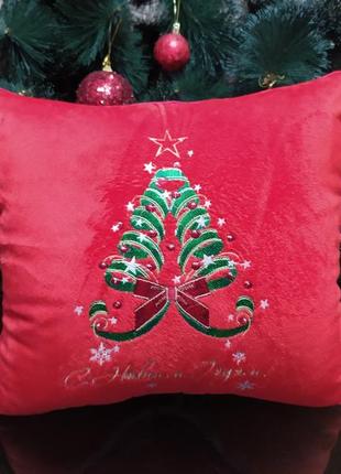 Червона подушка з вишивкою з новим роком ялинка - подарунок новорічний декор2 фото