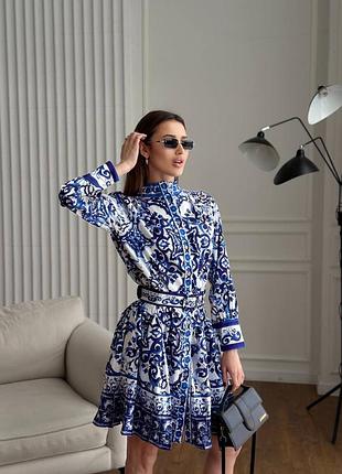 Красива сукня коротка