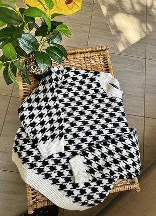 Светр на дівчинку