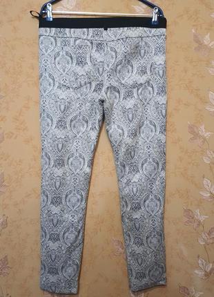 Брюки  штаны с подкладкой с красивым принтом зауженны к низу с блестящей ниткой2 фото