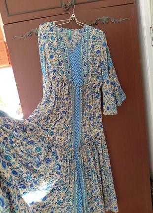 Платье длинное