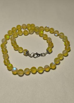 Намисто з опалового скла