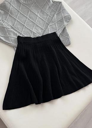 Трикотажна коротка спідниця karon , чорний колір