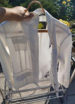 Женская осенняя ветровка