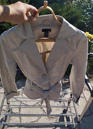 Женский осенний плащ