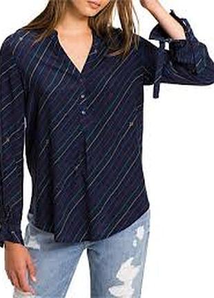 Фирменная вискозная блузка/ s/ brend tommy hilfiger