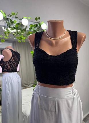 Черный кружевной топ