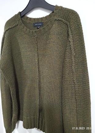 Свитер вязаный