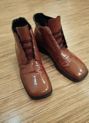 Ботинки женские лаковые 40 размер rieker