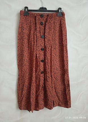 Юбка миди, терракотового цвета.
