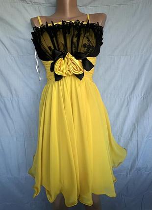 Сукня жіноча