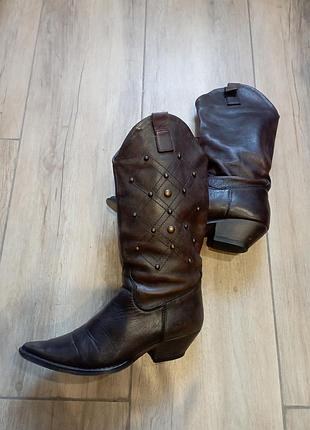 Козаки кожаные коричневые 36.5 - 37р италия