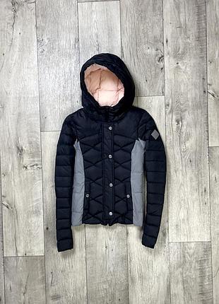 Hollister california куртка пуховик xs размер женская стёганая