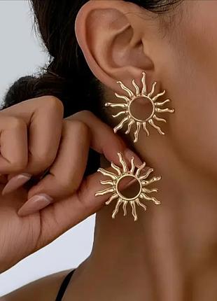 Сережки жіночі