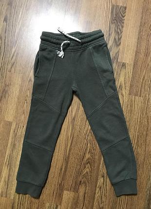 Штаны спортивные для мальчика 5-6лет
