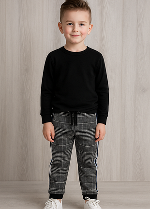 Спортивні штани на хлопчика river island