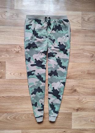 Теплые спортивные штаны