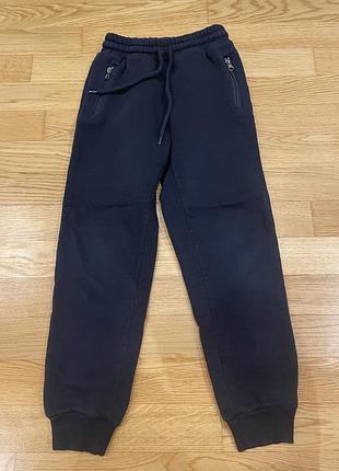 Спортивные штаны