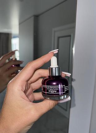 Sisley face oil відновлююча та поживна олійка проти зморшок