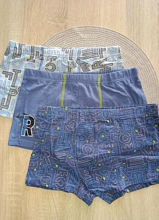 Трусы, боксеры на мальчика 9-10 лет (134-140 см).