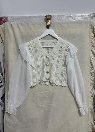 Елегантна блуза з вʼязаними деталями