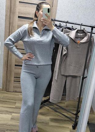 Костюм кашеміровий.. розмір універсальн й 46-50.