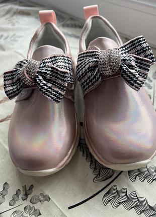 Кросівки для дівчинки 24 р.