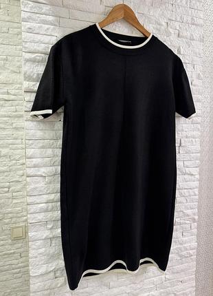 Сукня з коротким рукавом