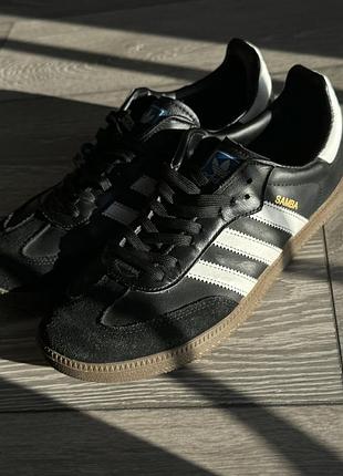 Adidas samba