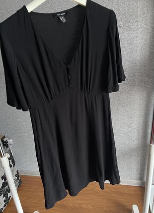 Жіноче коротке чорне плаття new look