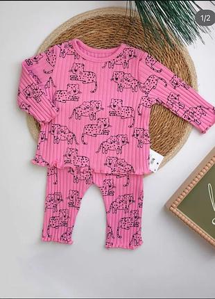 Костюм на дівчинку