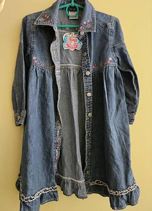 Джинсовое платье с цветами для девушек. джинсовка. джинсовая. для девочек.