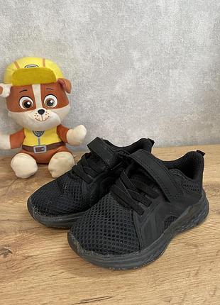 Кросівки дитячі чорні сітка 14см.
