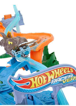 Набор игрушечных машинок hot wheels, игровой набор racerverse «мир юрского периода: краш-энд-сплеш» с литым велоцираптором, гонки на динозаврах со
