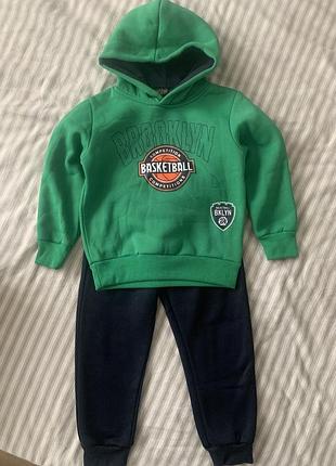 Теплий спортивний костюм