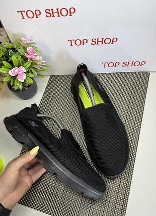 Оригінальні спортивні слипони кросівки без шнурків skechers