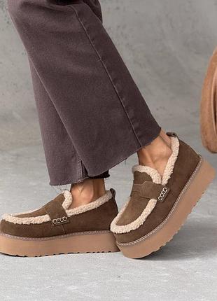 Лофери черевики замшеві з хутром коричневі на платформі жіночі демі зима